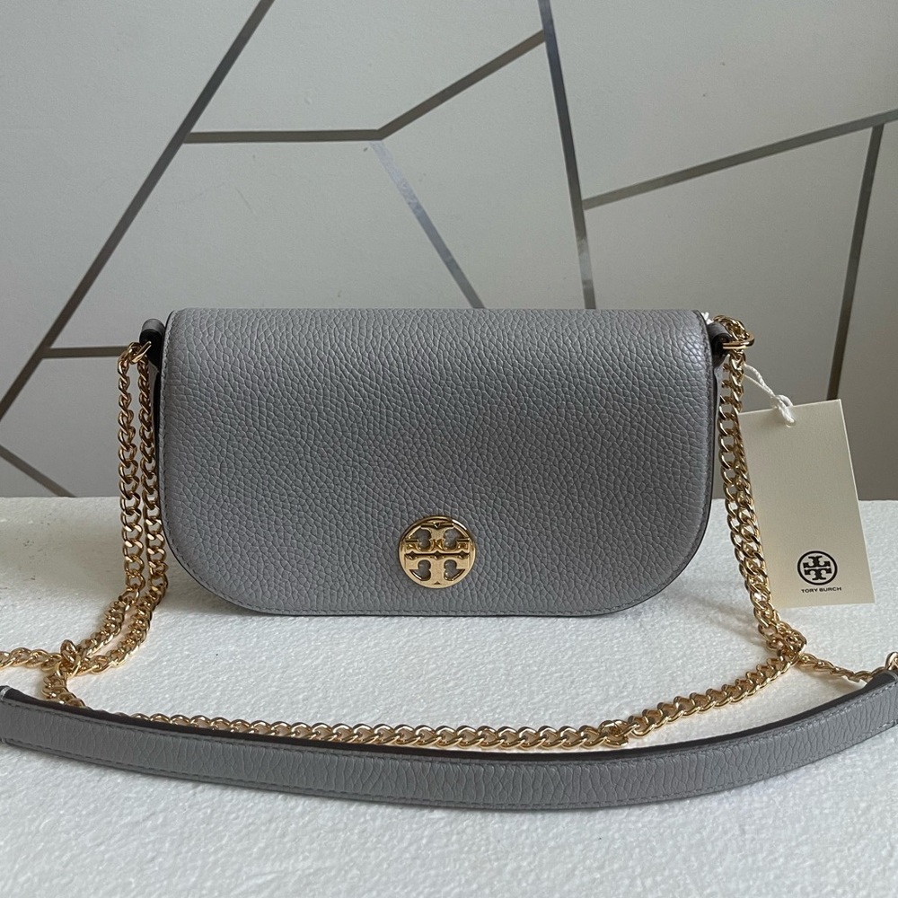 Tory Burch Chelsea pebbled bag